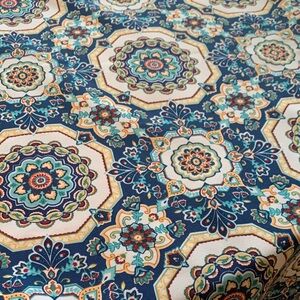 Lovely Blue and Cream Patterned Tablecloth - rectangle 51x67